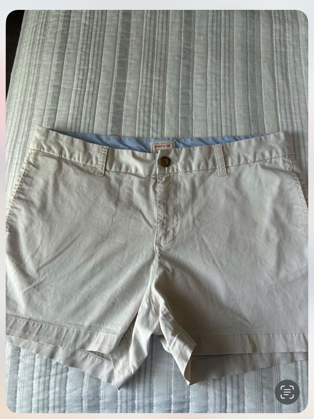 Gap Shorts